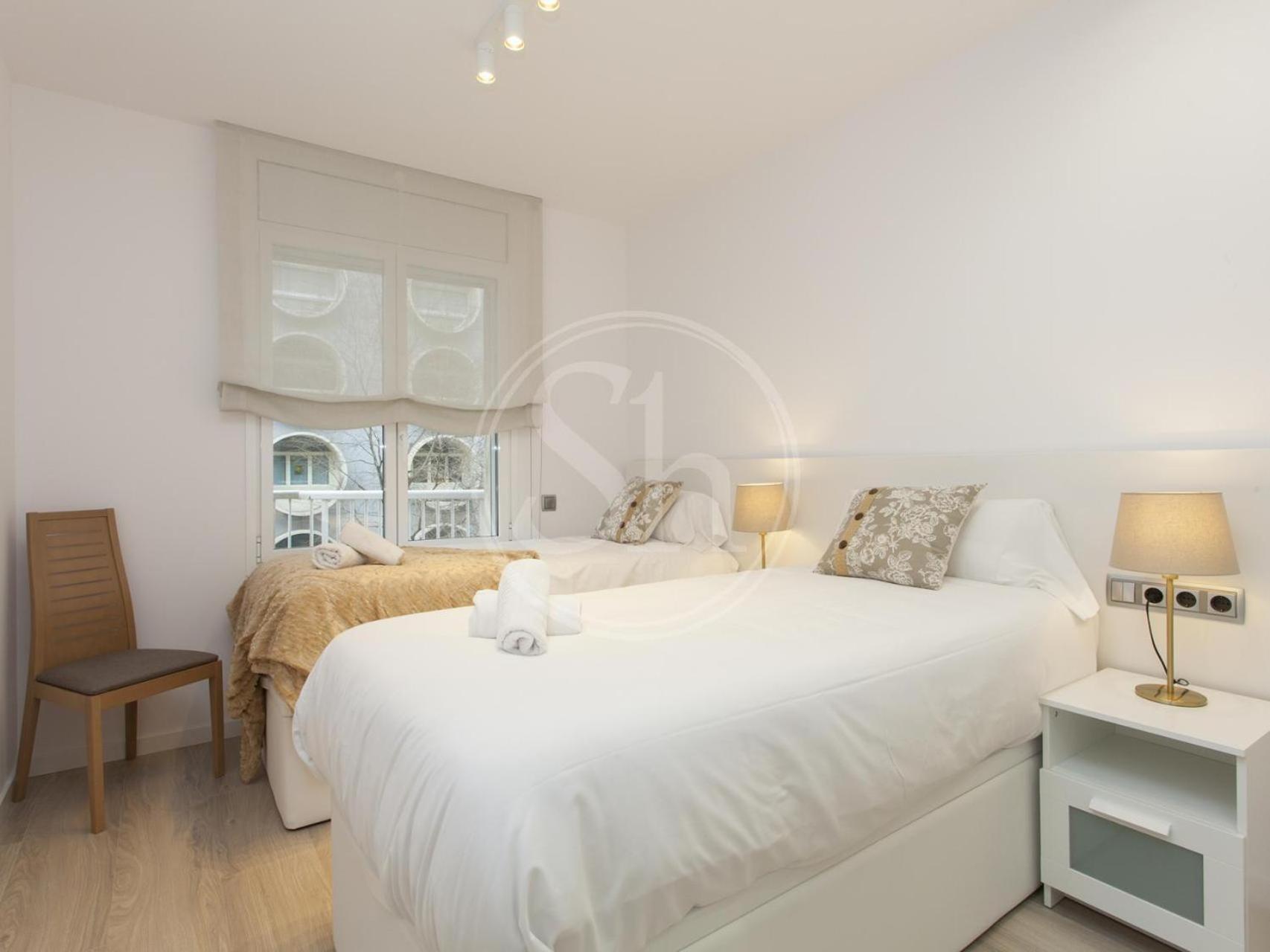 Apartment For 8 People Barcelona Eksteriør bilde