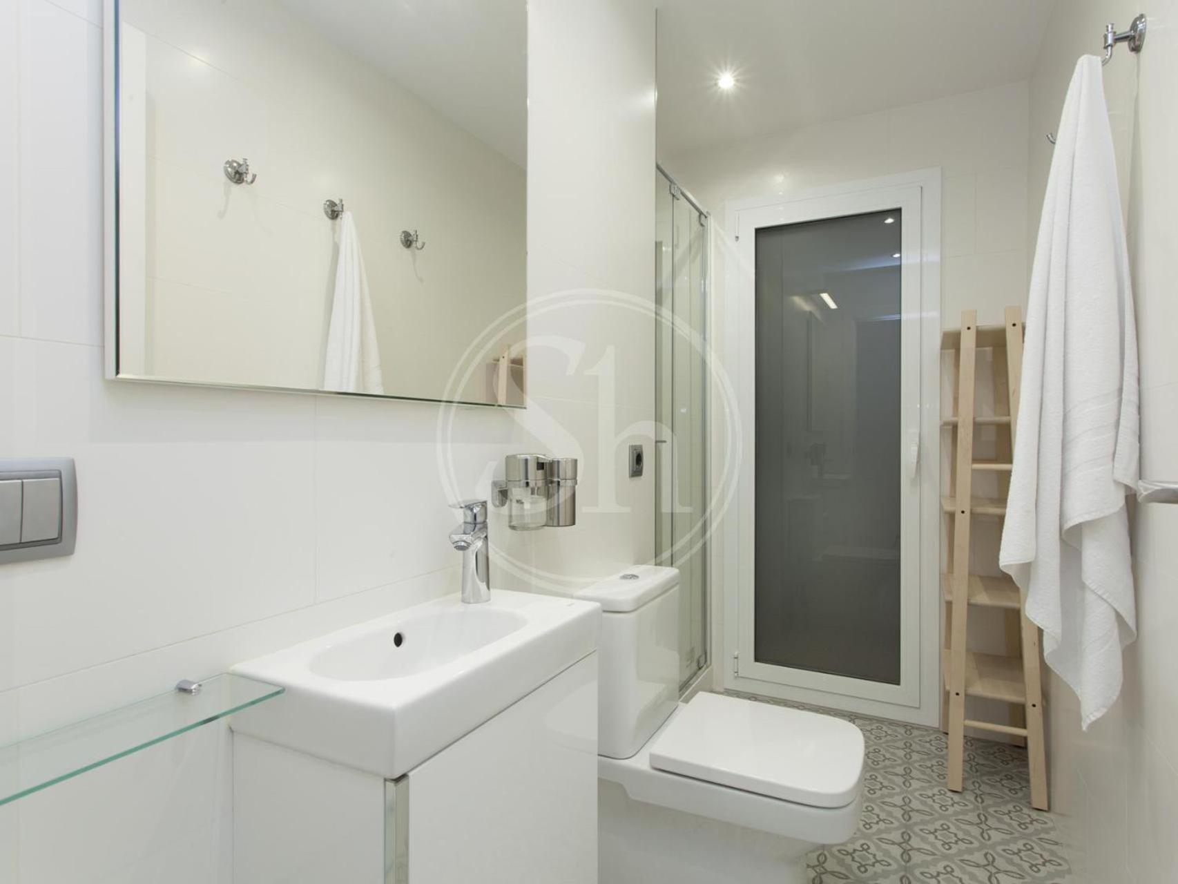 Apartment For 8 People Barcelona Eksteriør bilde