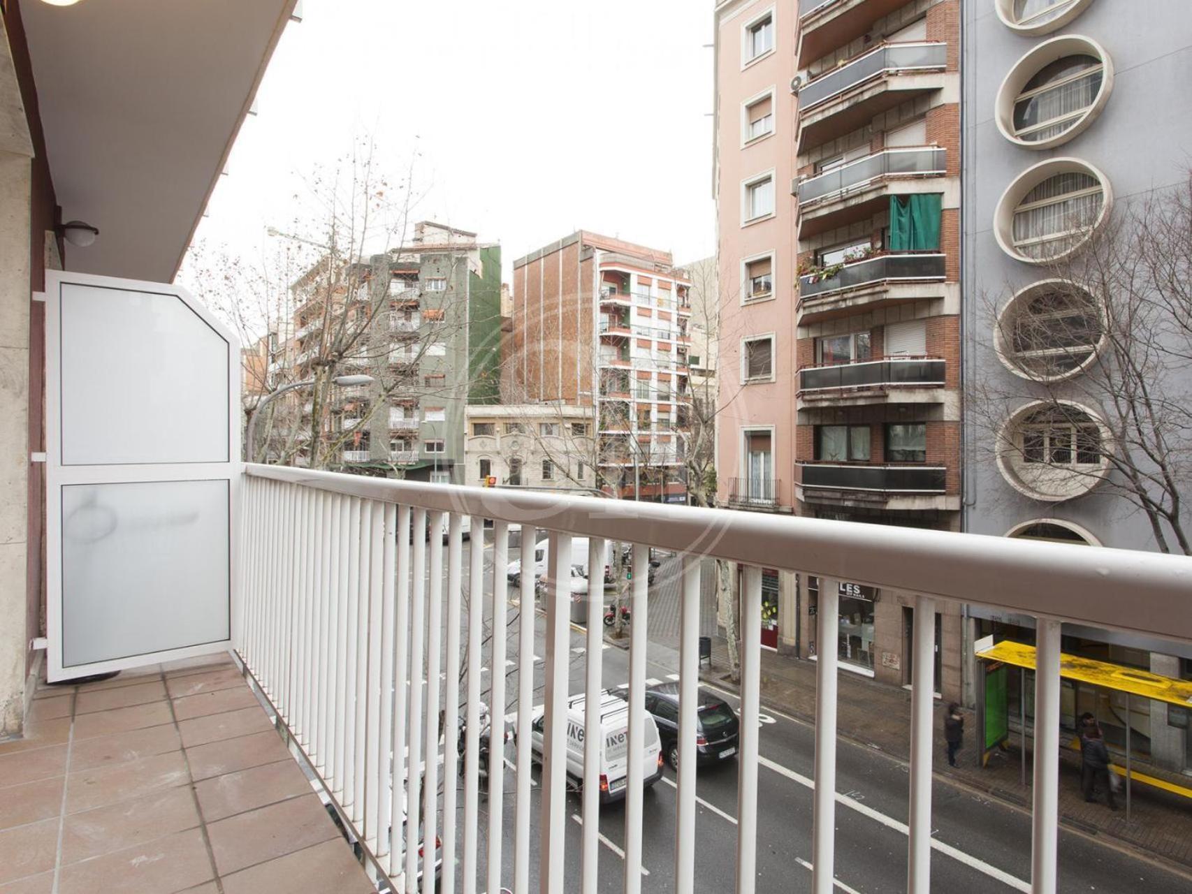 Apartment For 8 People Barcelona Eksteriør bilde