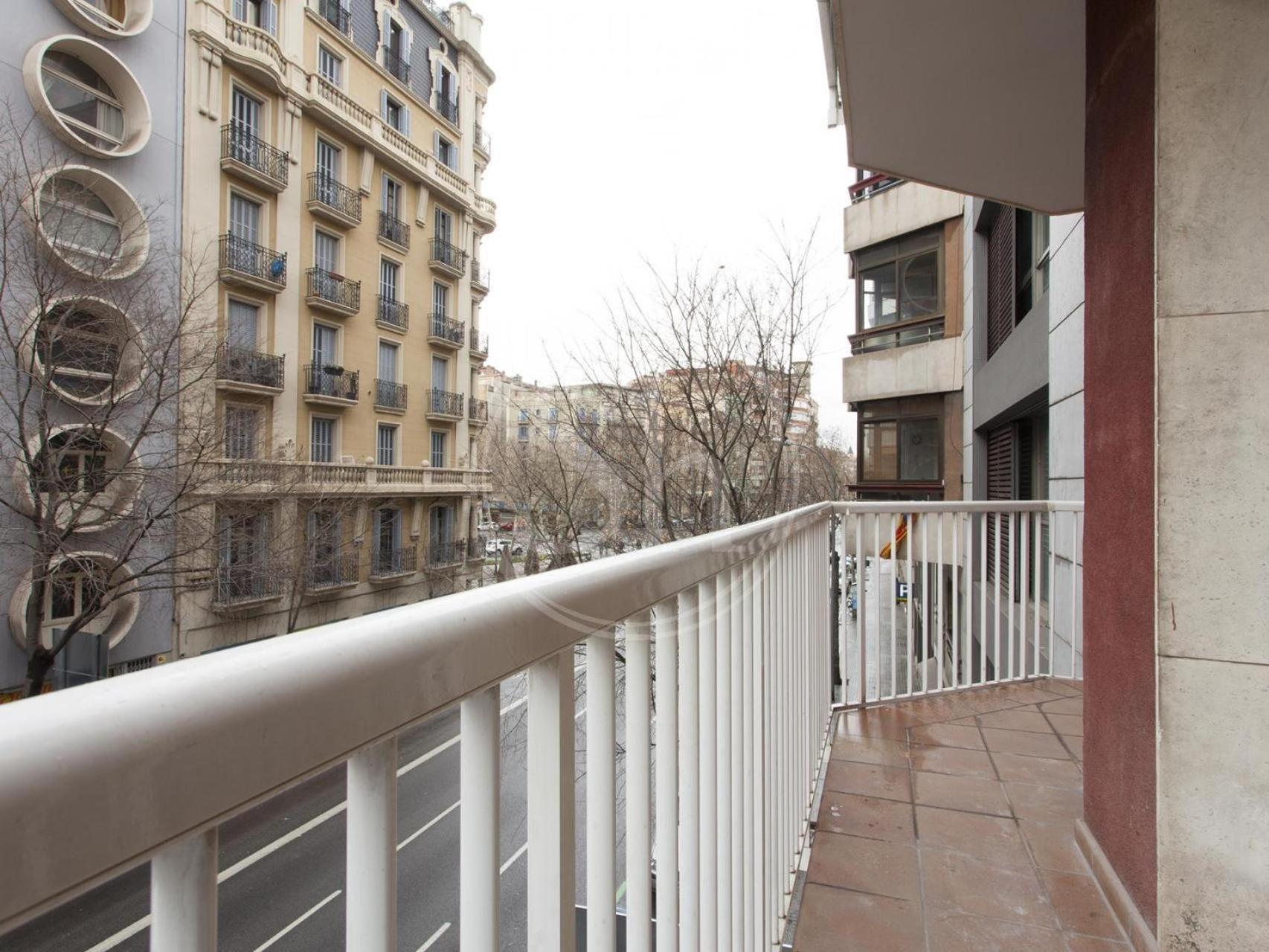 Apartment For 8 People Barcelona Eksteriør bilde