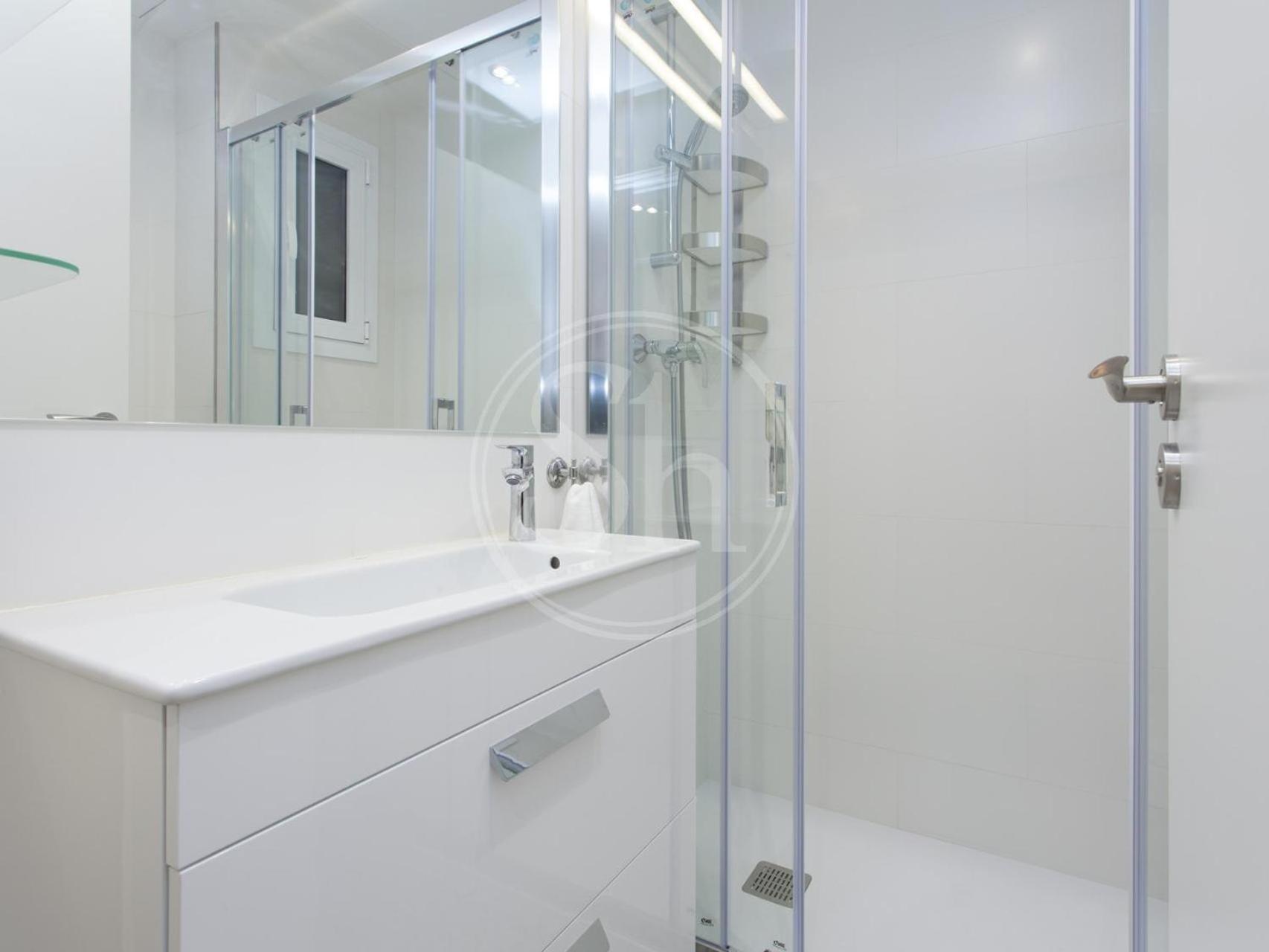 Apartment For 8 People Barcelona Eksteriør bilde