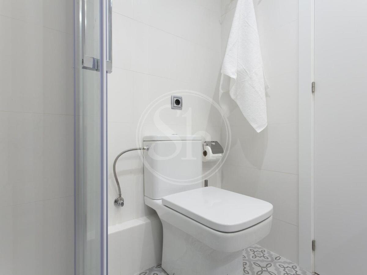Apartment For 8 People Barcelona Eksteriør bilde